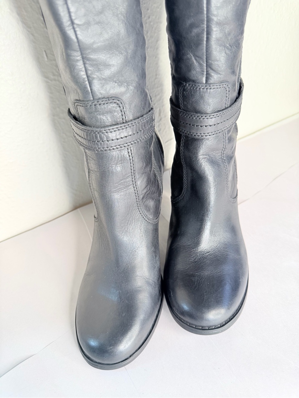 Clarks black leather/suede knee high heeled boots - Picture 6 of 11